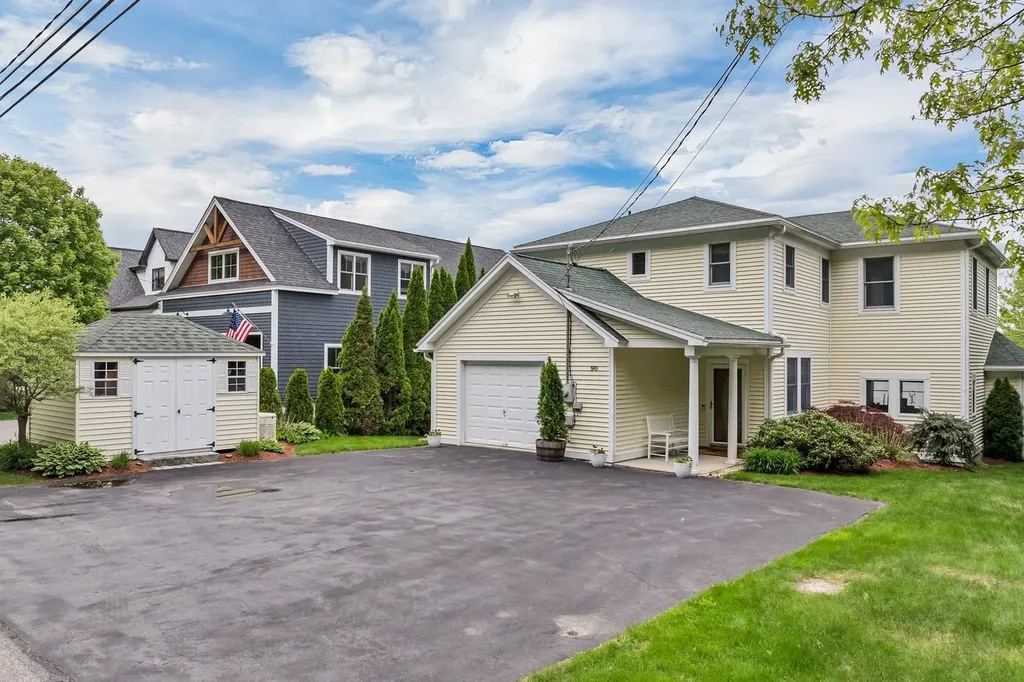 90 Paugus Park Road Laconia NH 03246