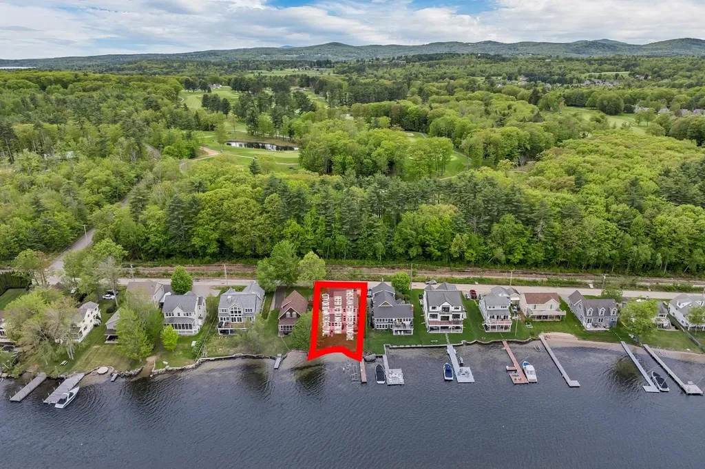 90 Paugus Park Road Laconia NH 03246