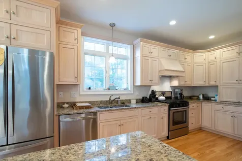 156 North Shore Road Hampton NH 03842