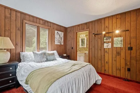 241 Long Point Road Moultonborough NH 03254