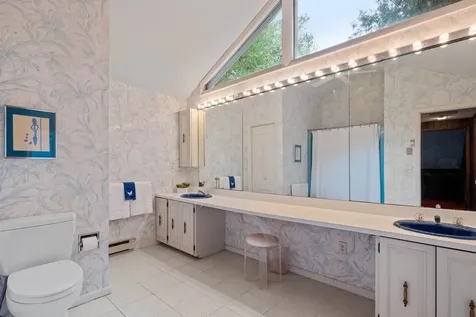 241 Long Point Road Moultonborough NH 03254