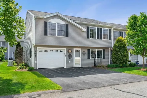 14 Red Sox Lane Raymond NH 03077