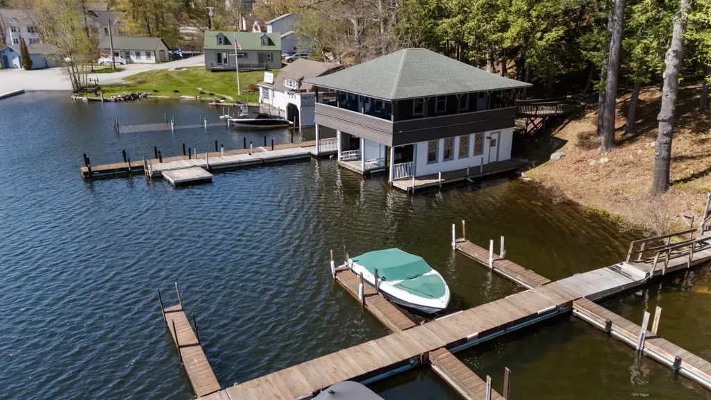 1024 Lake Avenue Sunapee NH 03782