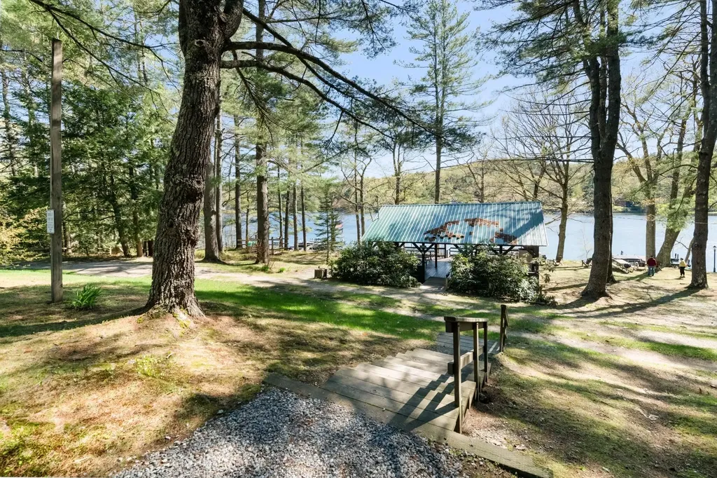 1024 Lake Avenue Sunapee NH 03782