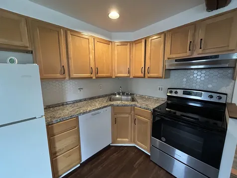 2147 N Main Street Londonderry VT 05148