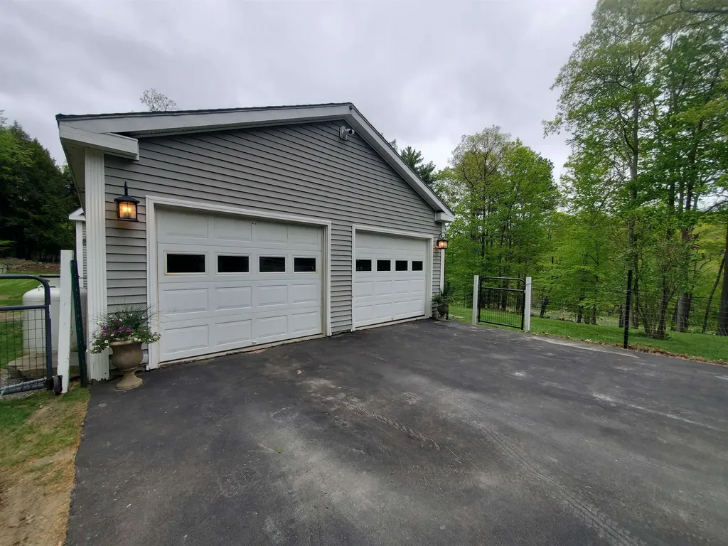 596 Shaker Hill Road Enfield NH 03748