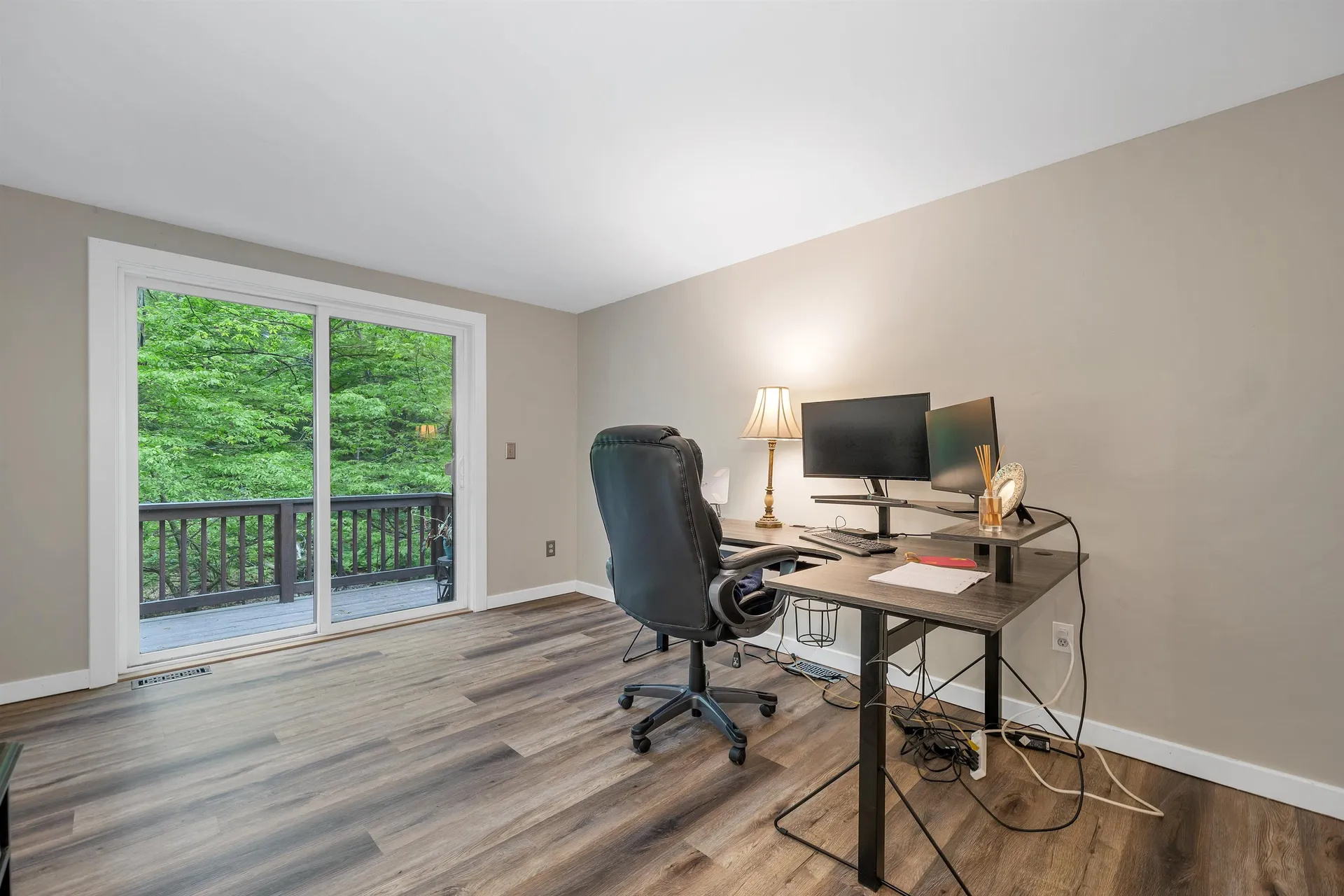 25 Kirriemuir Road Stratham NH 03885