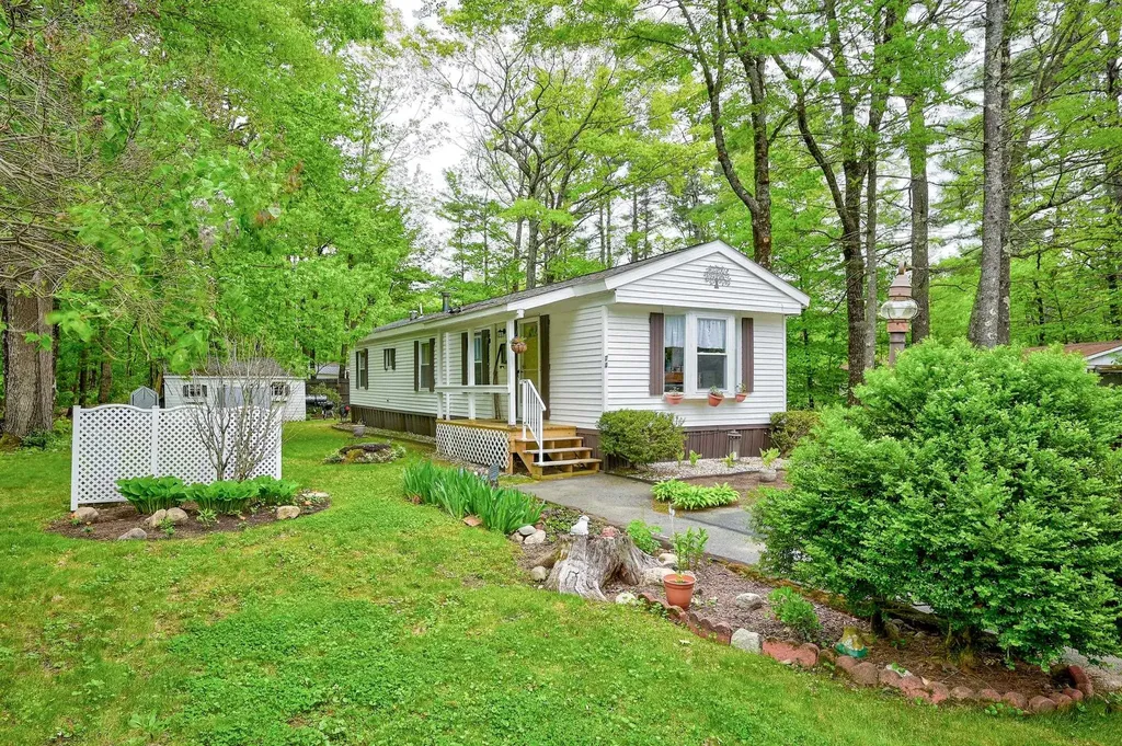 74 Eagle Ledge Loop Conway NH 03818