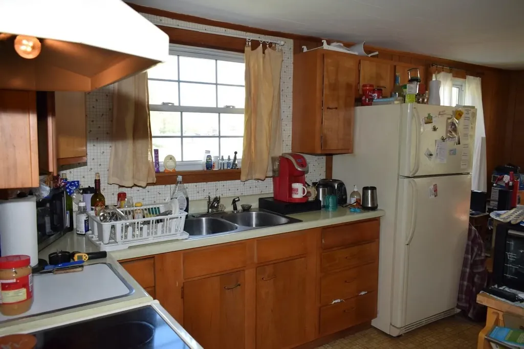 18 Bridge Street Lancaster NH 03584