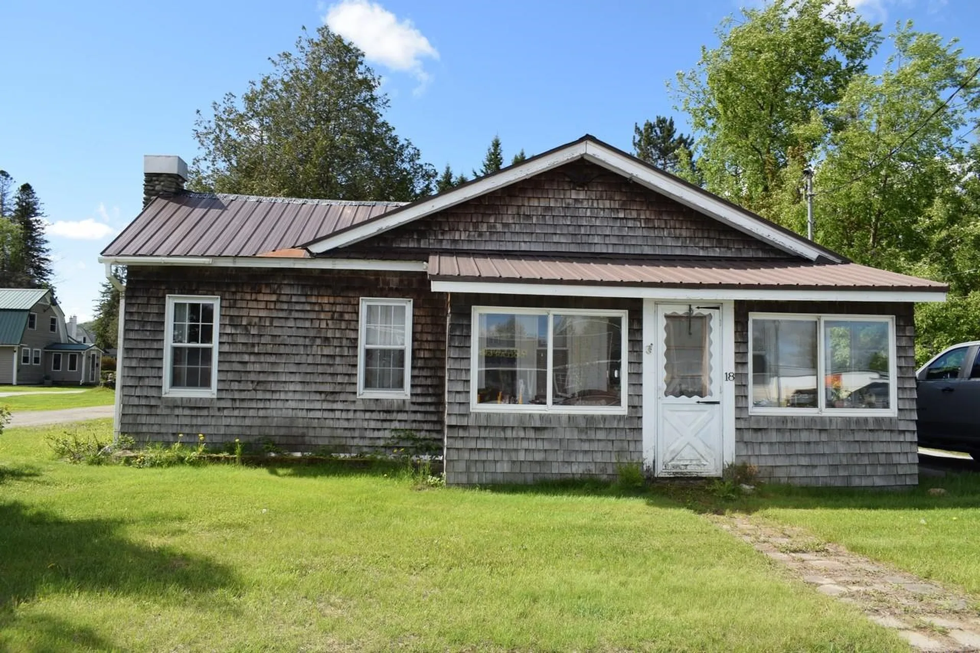 18 Bridge Street Lancaster NH 03584