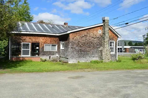 18 Bridge Street Lancaster NH 03584
