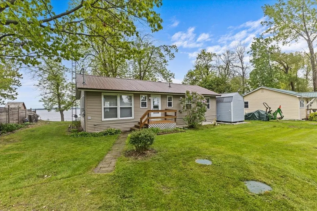 61 Bourdeau Lane South Alburgh VT 05440