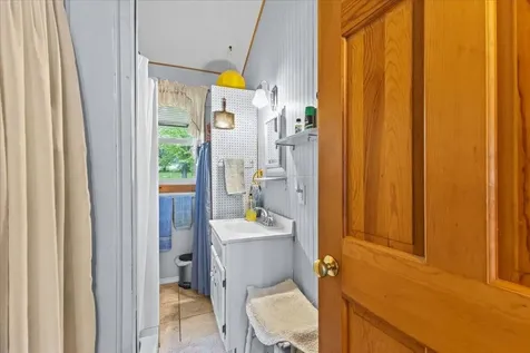 61 Bourdeau Lane South Alburgh VT 05440