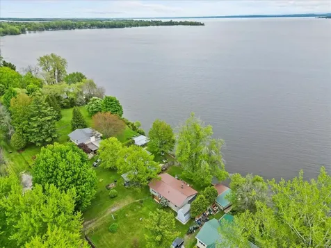 61 Bourdeau Lane South Alburgh VT 05440