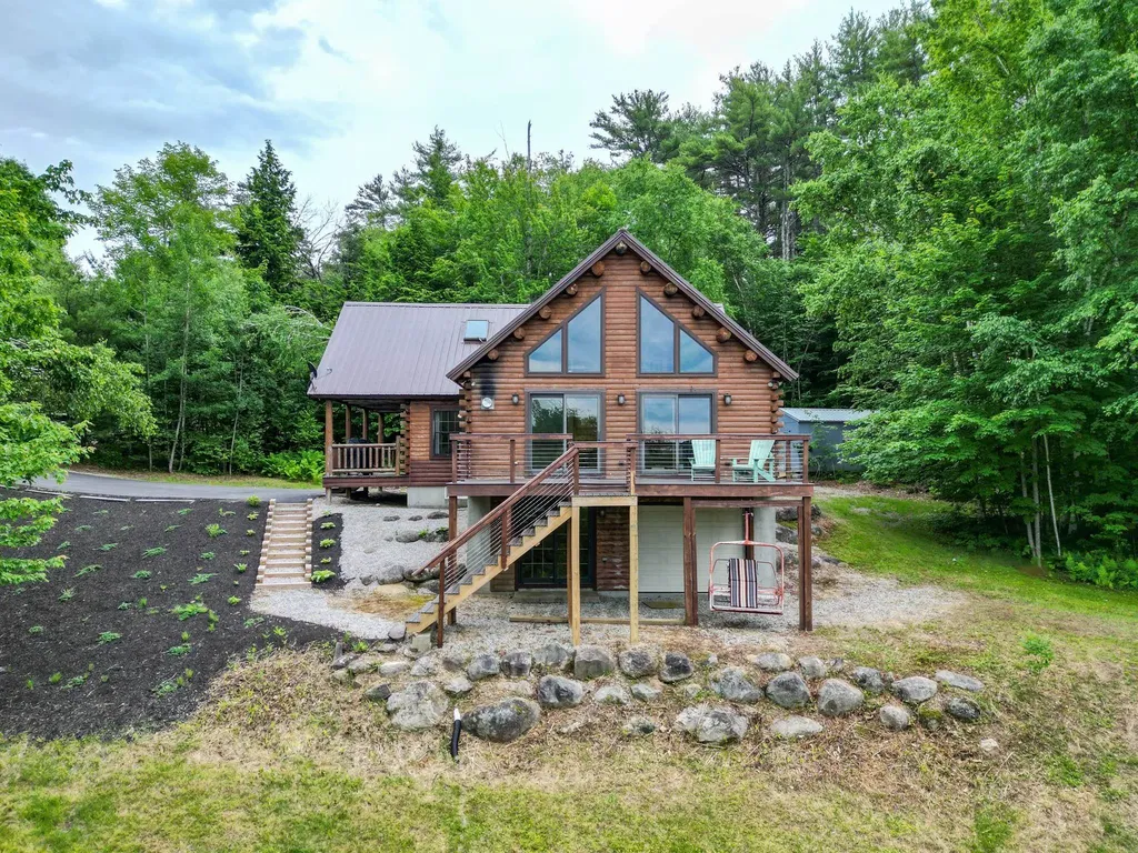 11 Town Line Road Madison NH 03849