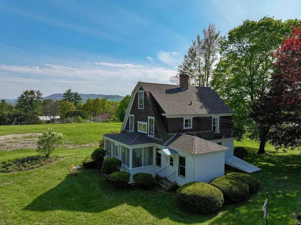 33 Old Farm Road Brandon VT 05733