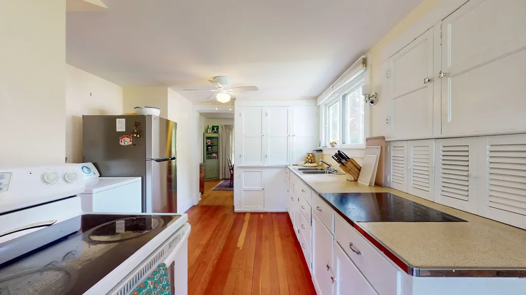 33 Old Farm Road Brandon VT 05733