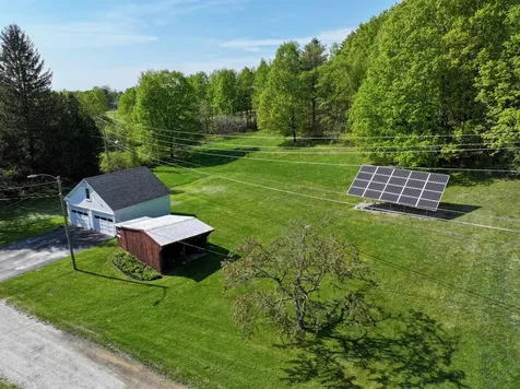 33 Old Farm Road Brandon VT 05733