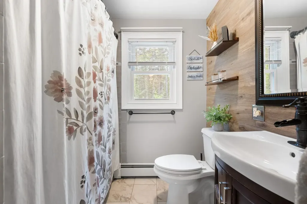 10 Tokanel Road Windham NH 03087