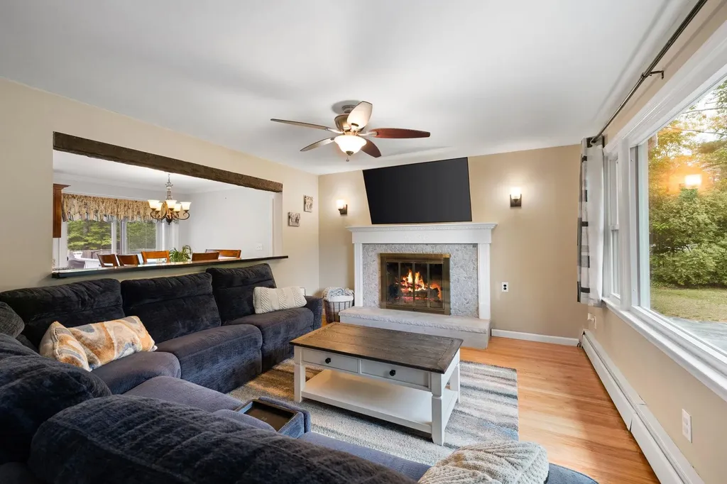 10 Tokanel Road Windham NH 03087