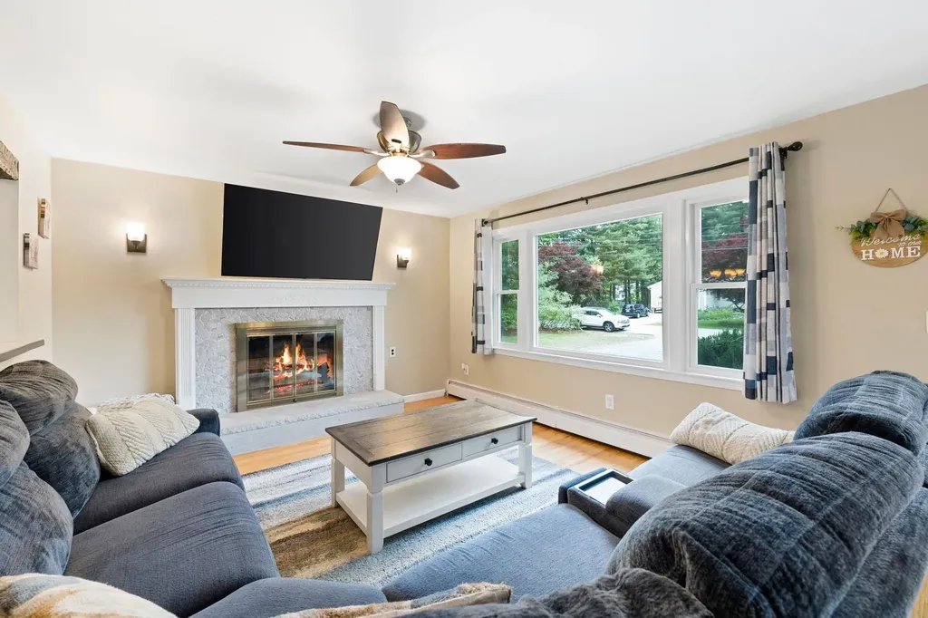10 Tokanel Road Windham NH 03087