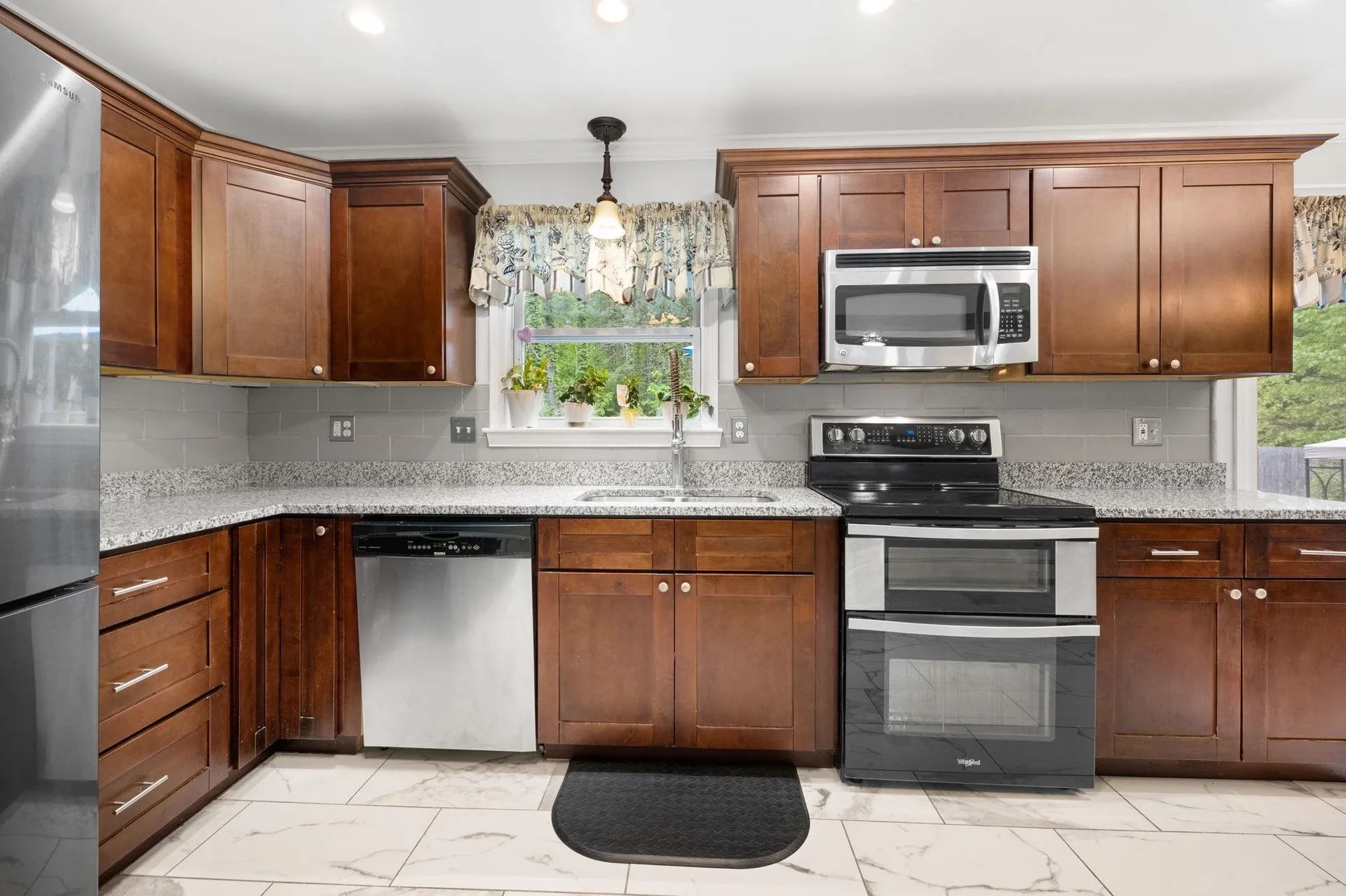 10 Tokanel Road Windham NH 03087