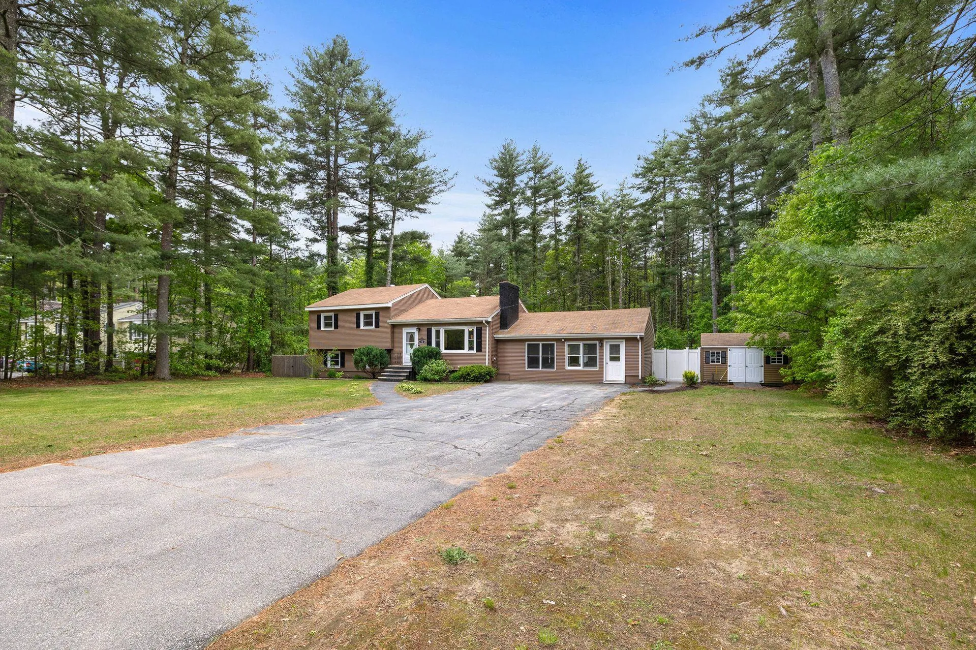 10 Tokanel Road Windham NH 03087