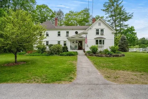 92 Mast Road Lee NH 03861