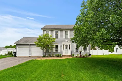 42 Filips Glen Drive Manchester NH 03109
