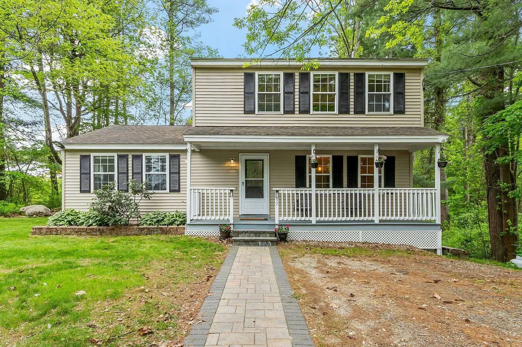 57 Beaver Lake Avenue Derry NH 03038