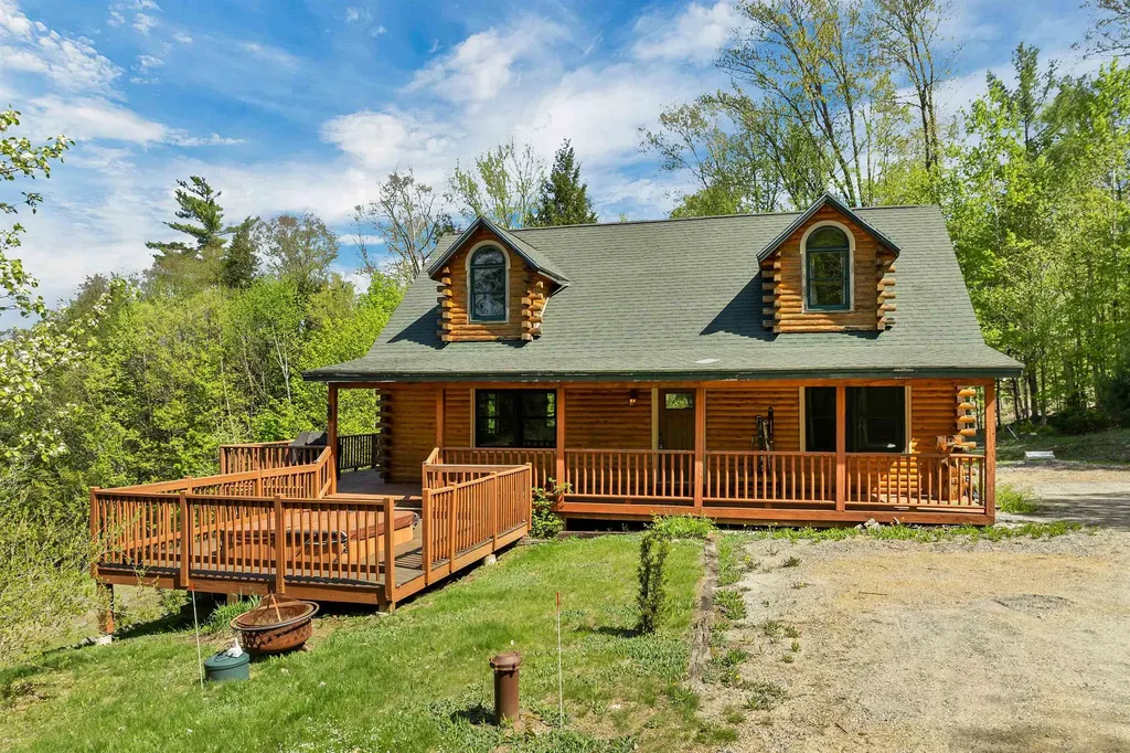13 Cindys Lane Campton NH 03223