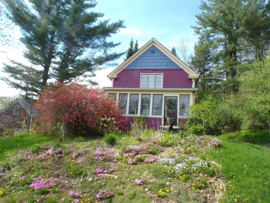 137 Pleasant Street Barton VT 05822