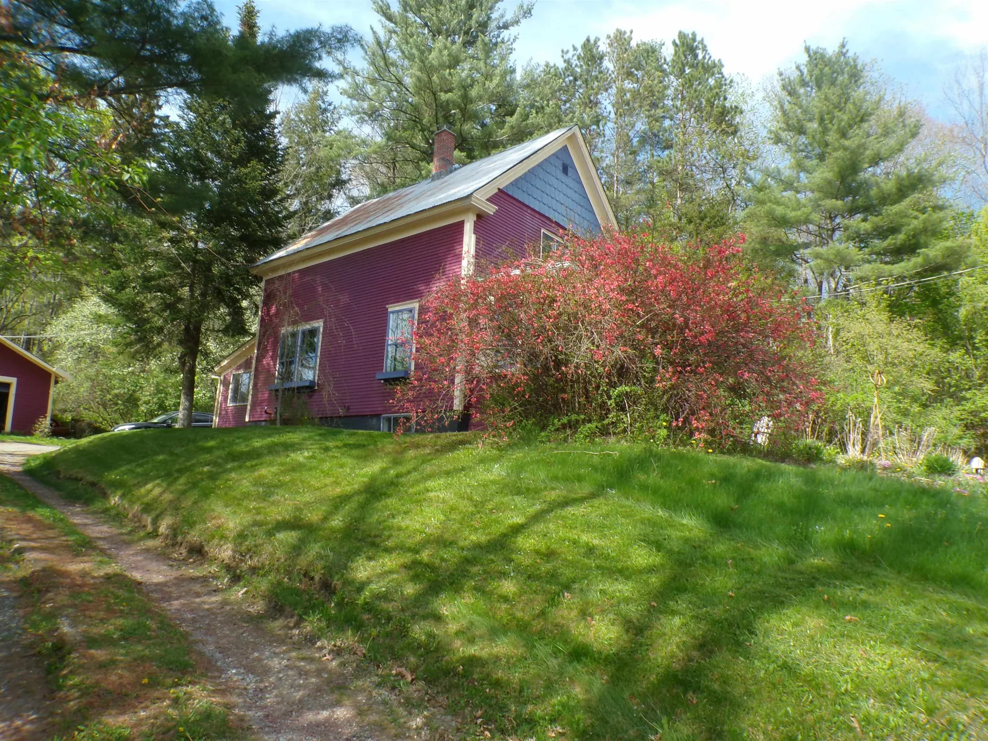 137 Pleasant Street Barton VT 05822