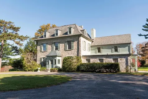 1086 West Road Bennington VT 05201