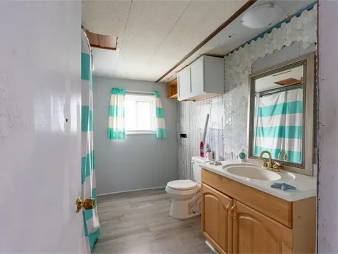 39 Mount Sterling Avenue Colchester VT 05446