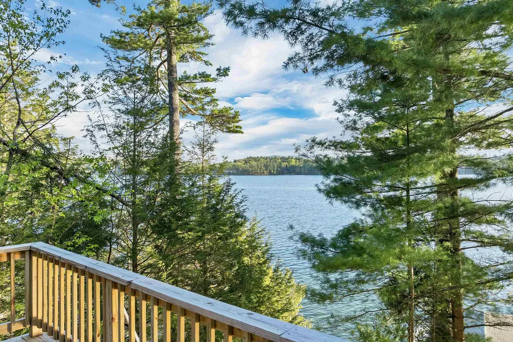 74 Keewaydin Road Wolfeboro NH 03894