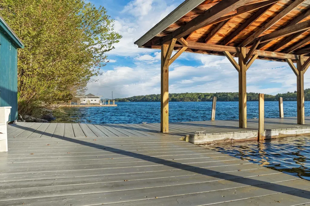 74 Keewaydin Road Wolfeboro NH 03894