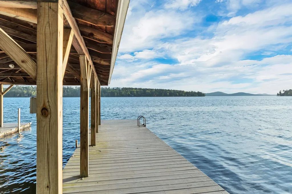 74 Keewaydin Road Wolfeboro NH 03894