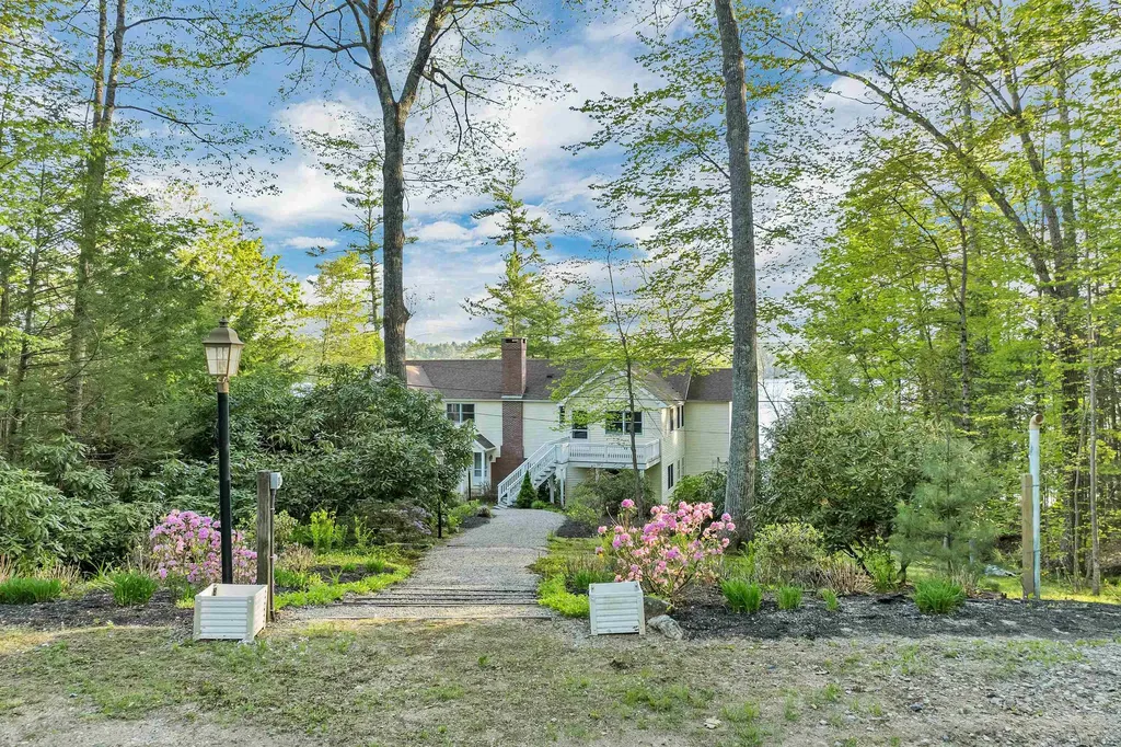 74 Keewaydin Road Wolfeboro NH 03894