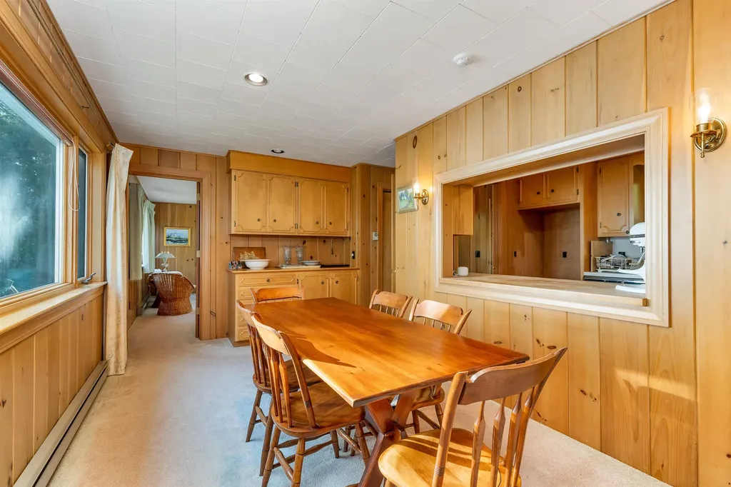 74 Keewaydin Road Wolfeboro NH 03894