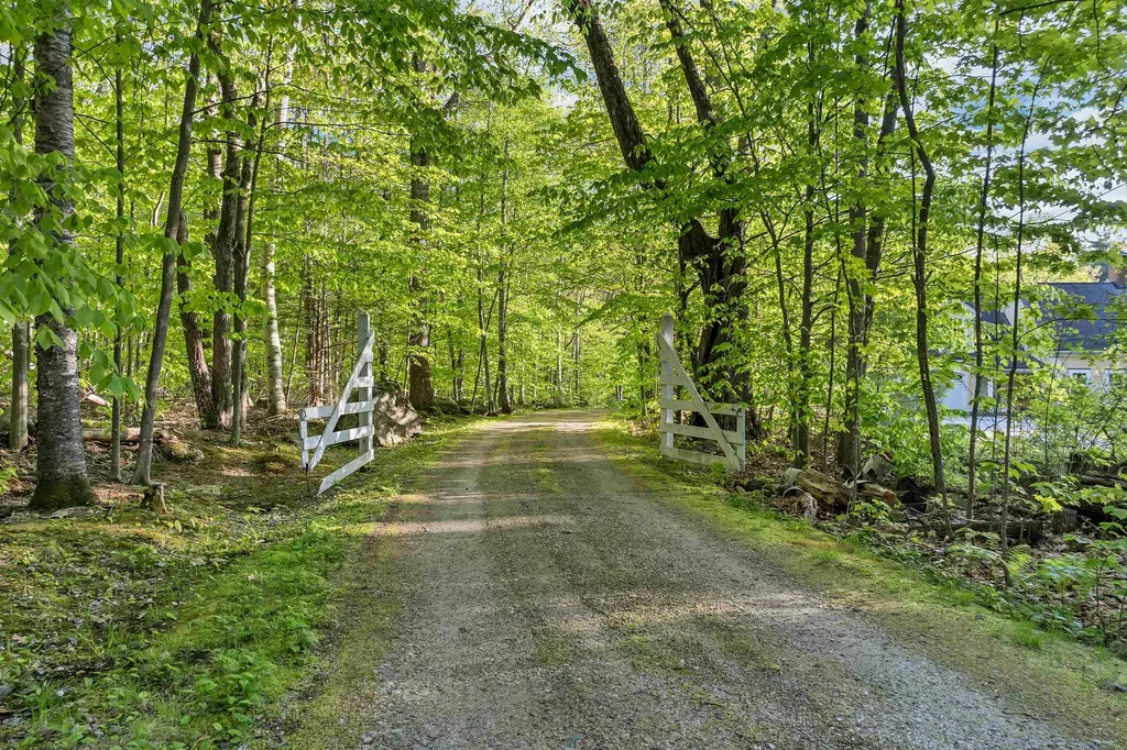 74 Keewaydin Road Wolfeboro NH 03894