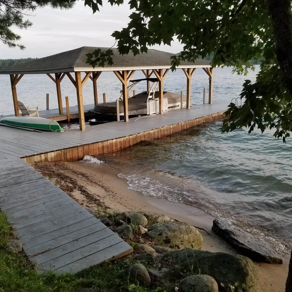 74 Keewaydin Road Wolfeboro NH 03894