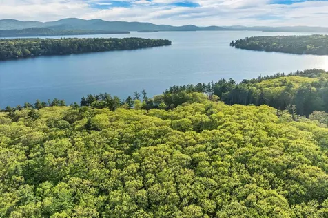 74 Keewaydin Road Wolfeboro NH 03894