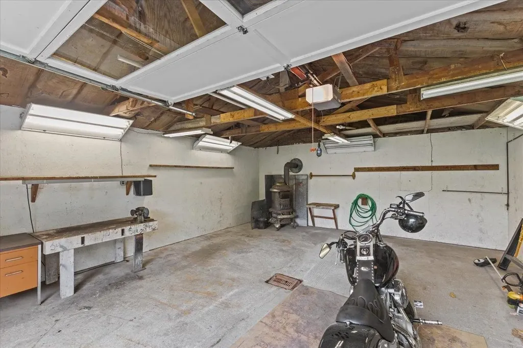 6 Circle Drive Essex VT 05452