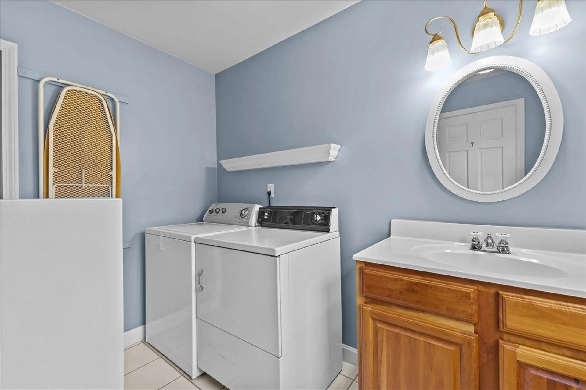 6 Circle Drive Essex VT 05452