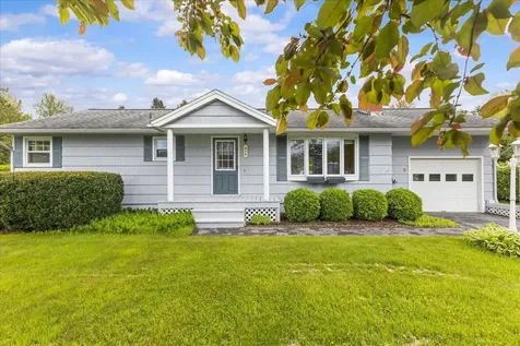 6 Circle Drive Essex VT 05452