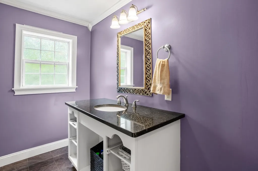 29 Tasker Shore Drive Northwood NH 03261