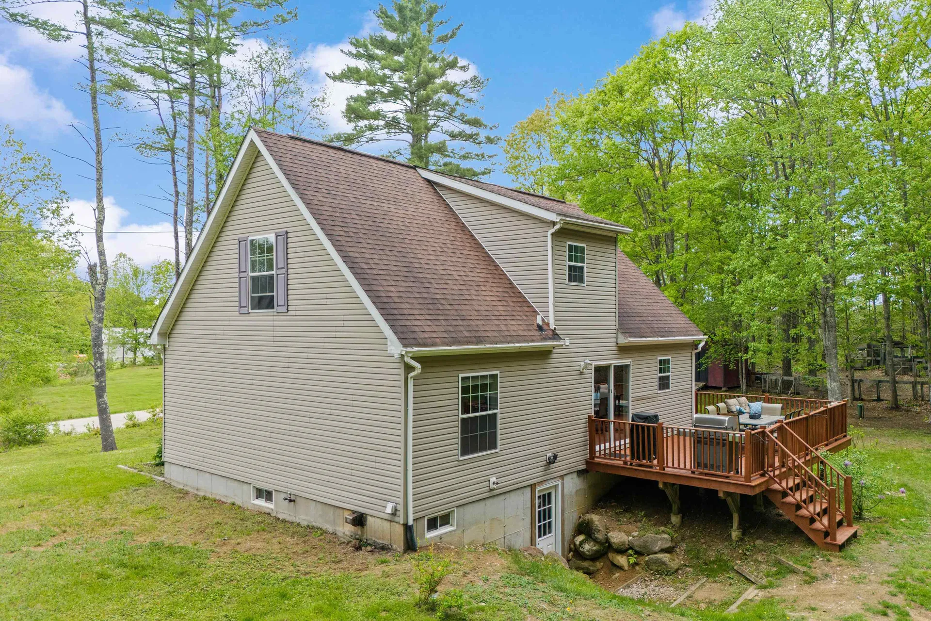 29 Tasker Shore Drive Northwood NH 03261