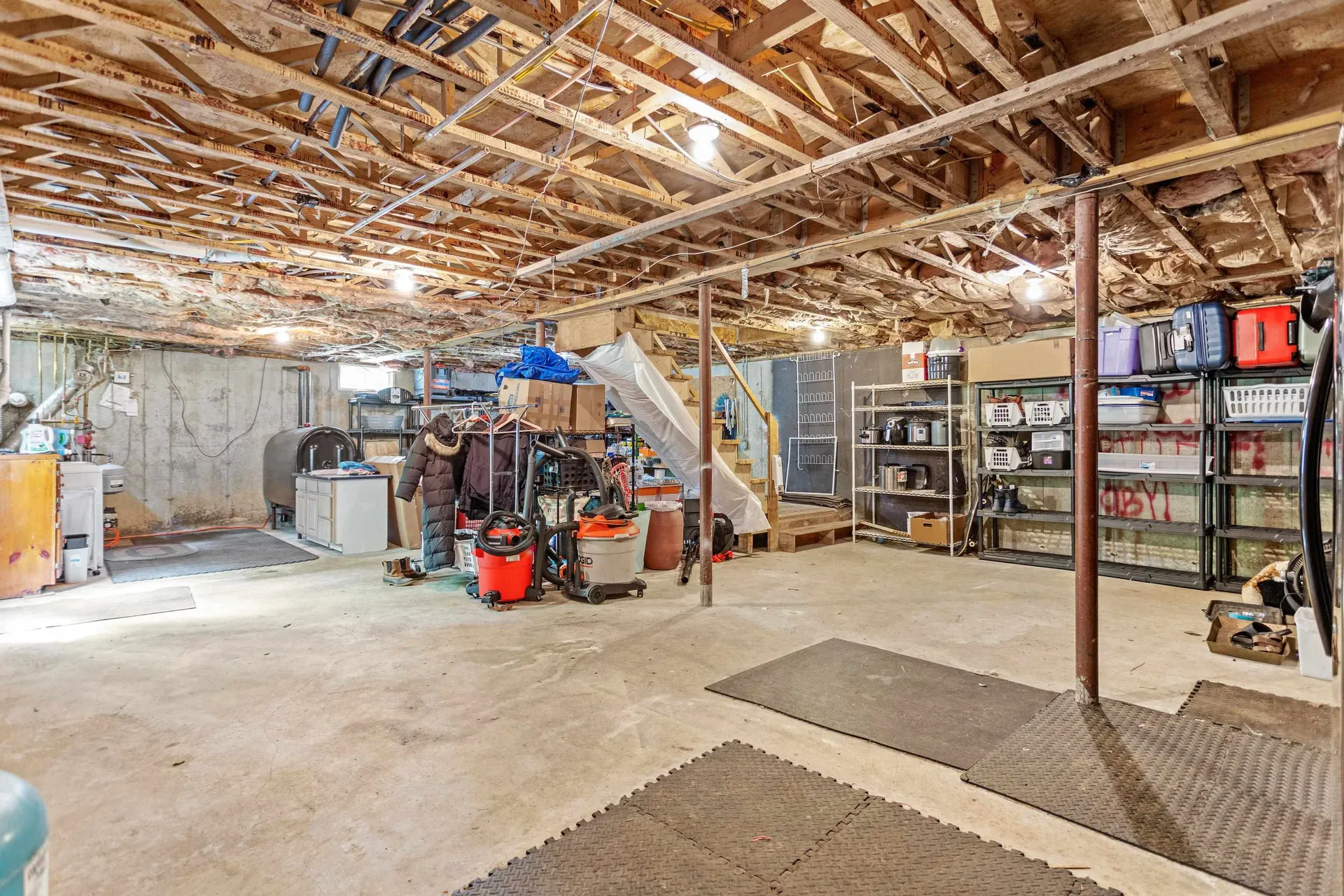 29 Tasker Shore Drive Northwood NH 03261