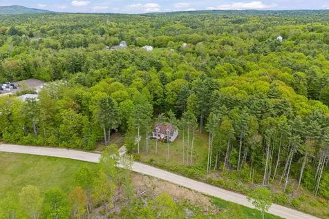 29 Tasker Shore Drive Northwood NH 03261
